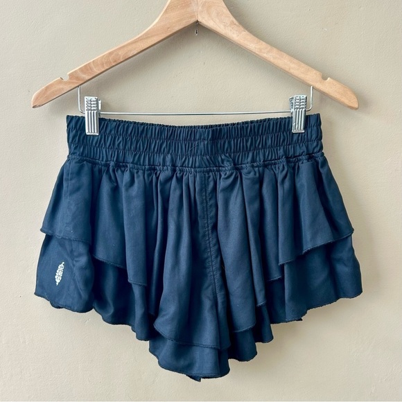Free People Prima Shorts Black Tiered Ruffle Athletic Running Gym Size XS - Picture 6 of 16